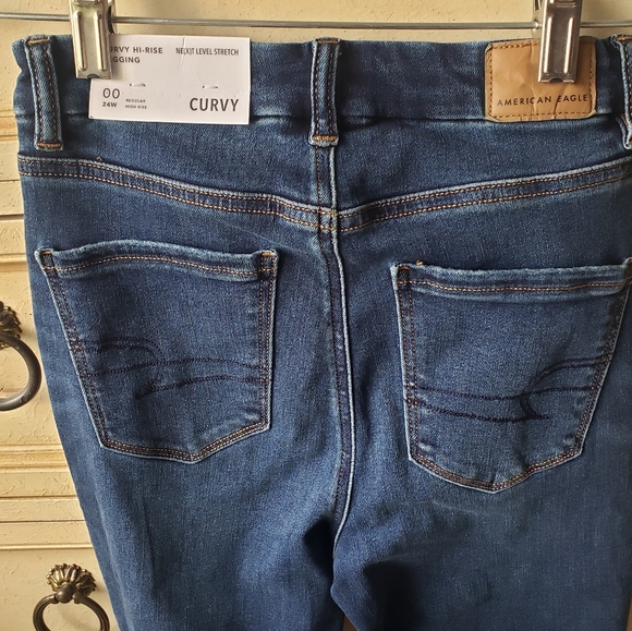 American Eagle Curvy Hi-Rise Jegging - Picture 2 of 4